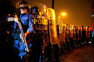 Policiais da Tropa de Choque, durante protesto em São Paulo, em 11 de junho de 2013. Foto: Gabriel Cabral/Flickr