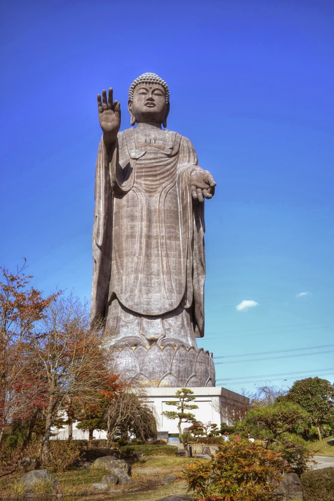 La plus grande statue de Bouddha du monde.