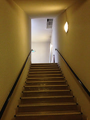 "Stairway to Paris", Havas, Puteaux