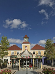 Puteaux, place du théâtre, centre ville