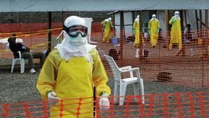Ebola : 2 296 morts et 4 293 cas recensés